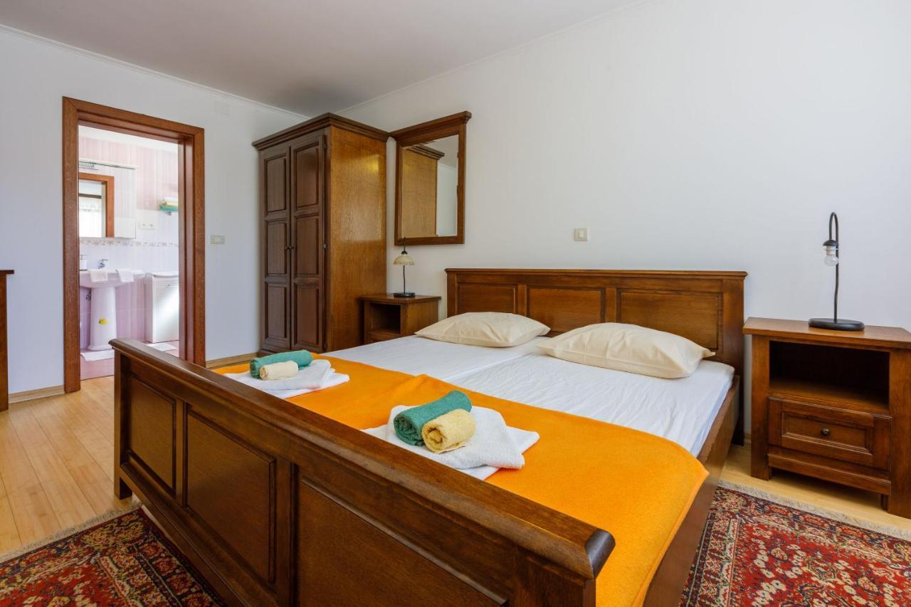 סלצה Apartments Robic מראה חיצוני תמונה