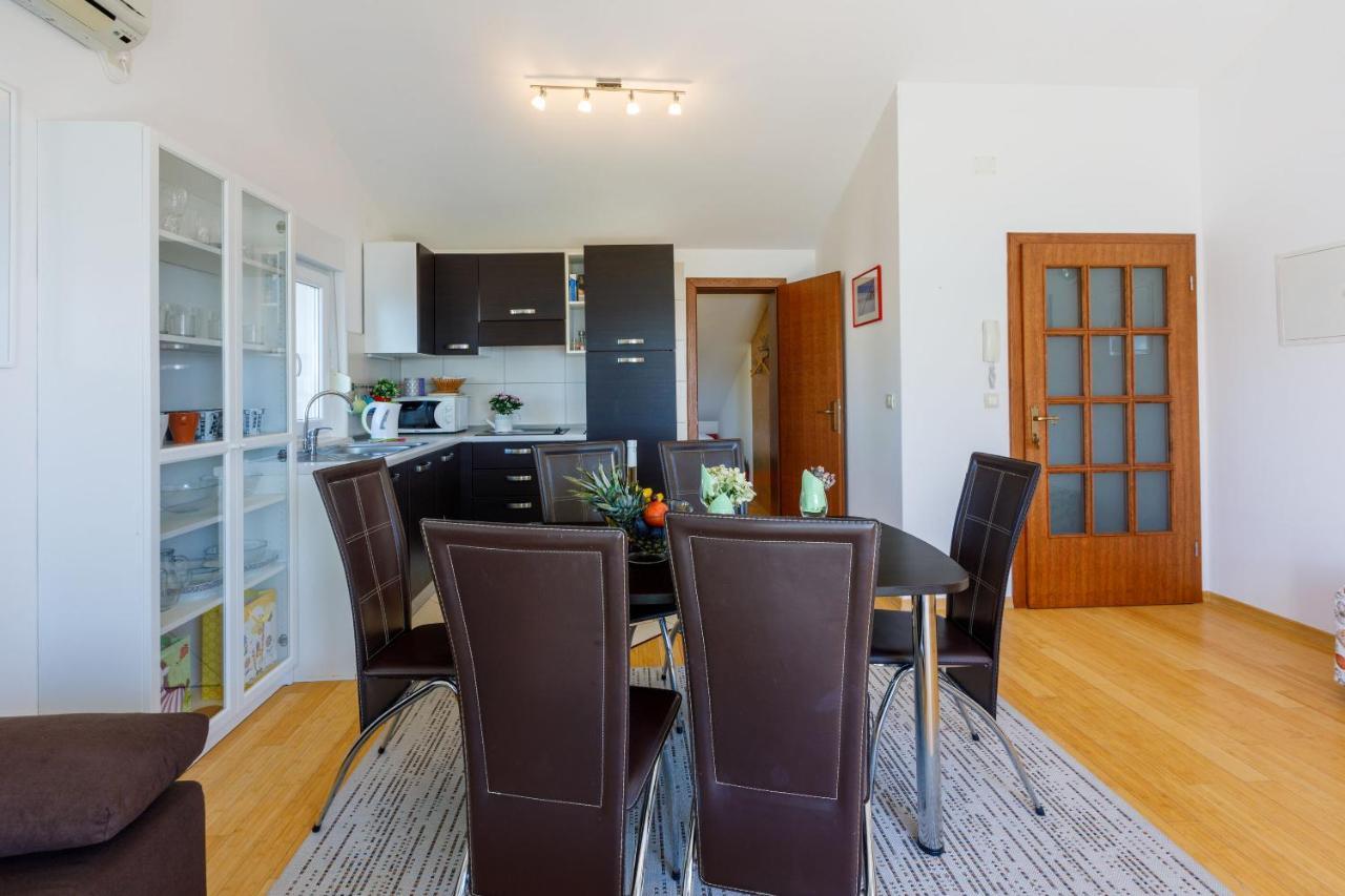 סלצה Apartments Robic מראה חיצוני תמונה
